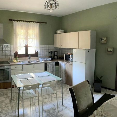 Theodoras House Pensionat Nea Iraklitsa Exteriör bild