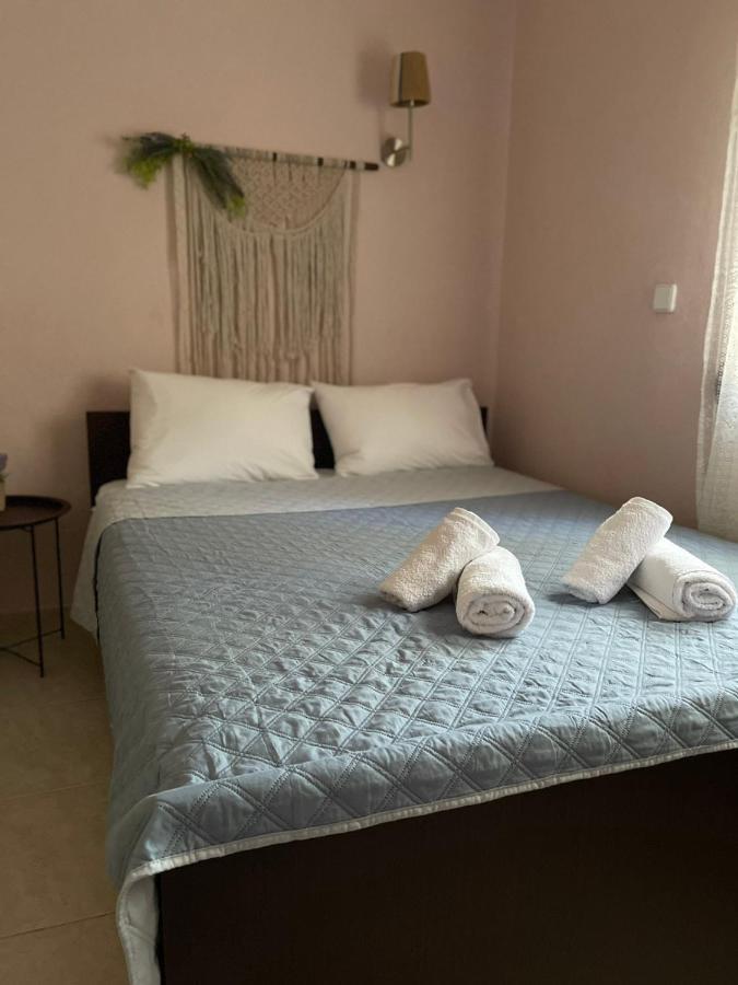 Theodoras House Pensionat Nea Iraklitsa Exteriör bild