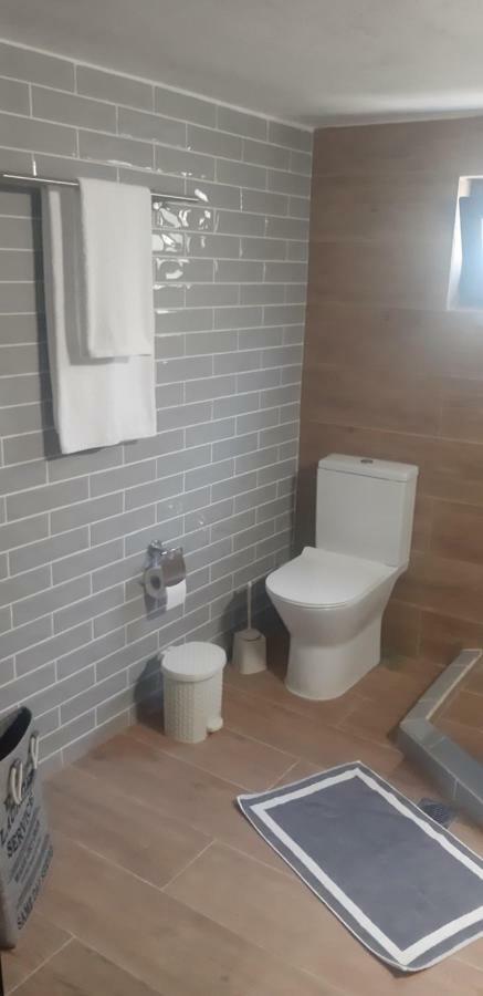 Theodoras House Pensionat Nea Iraklitsa Exteriör bild